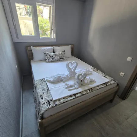 Irina's 10 Appartement Psakoudia